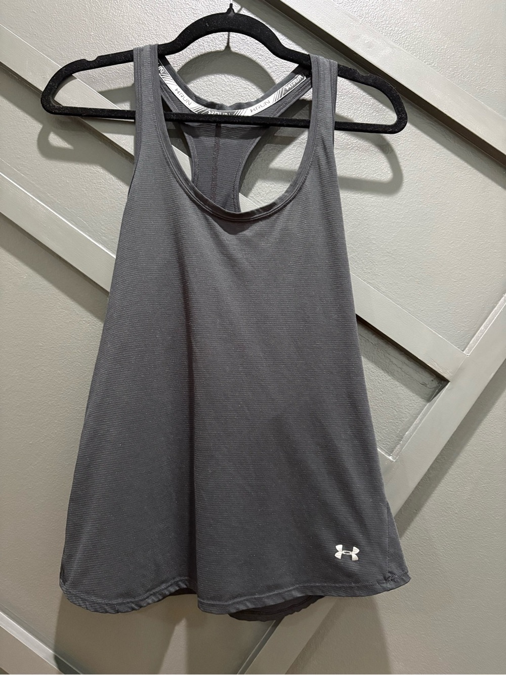 Under Armour Women’s Black Racerback Tank Top - Picture 2 of 8